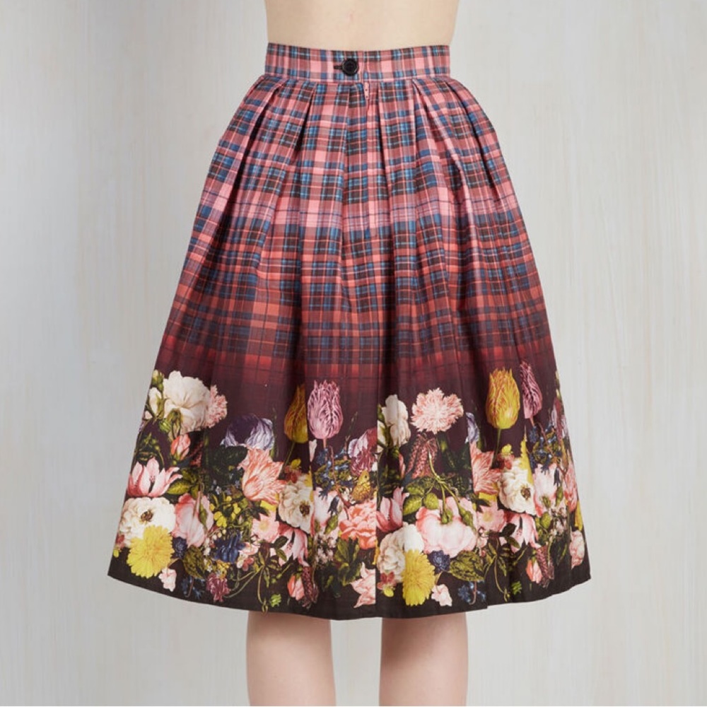 Hell Bunny mix and matchless skirt - Picture 2 of 3